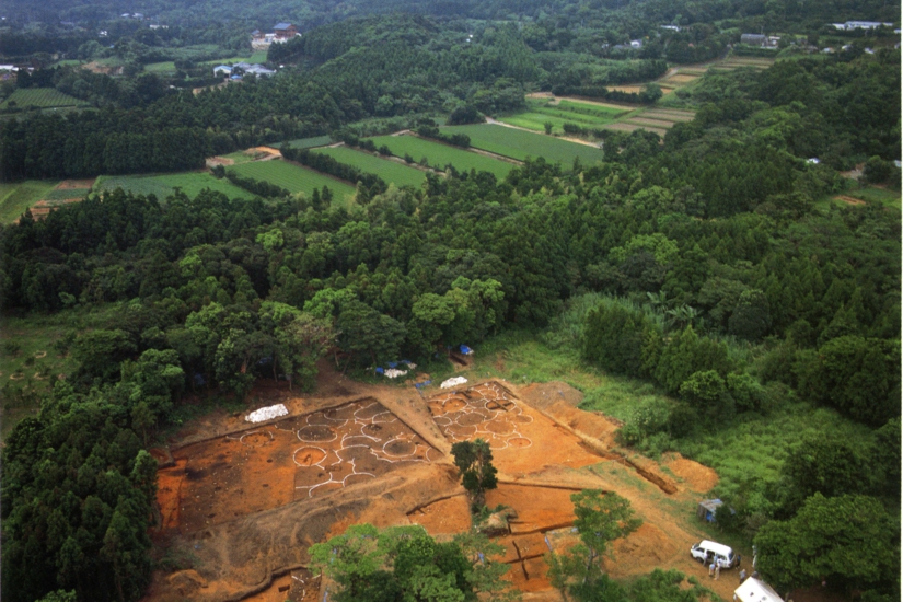 n004030001横峰遺跡001.jpg