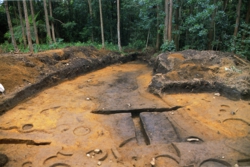n004030010横峰遺跡010.jpg
