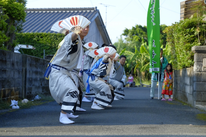 g003001001.JPG